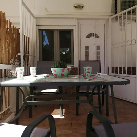 Studio * Peraia (Thessaloniki)